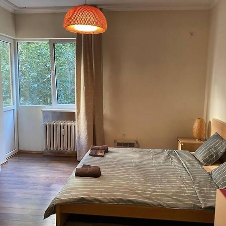Opera Apartment 2 With Wifi & Tv Sofia Exterior photo